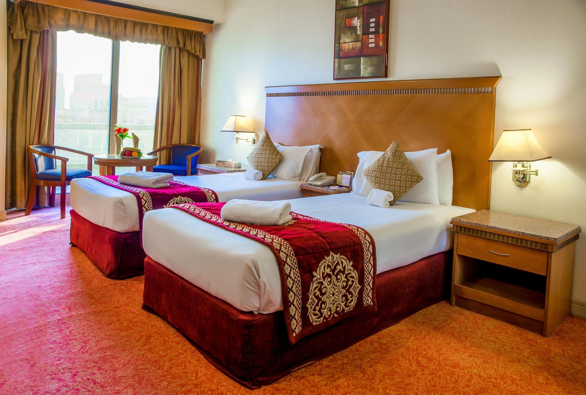 Ramee Guestline Hotel Дубай Екстер'єр фото